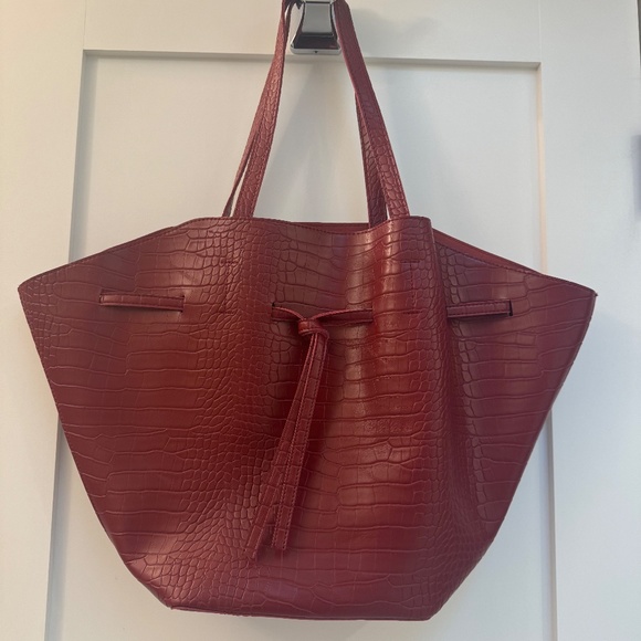 *Cosmetic Gift Set* with *Beautiful Tote Bag* - Picture 5 of 9